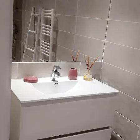 Le Venusia - 1 * Port-Vendres